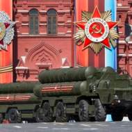The S-400 anti-aircraft missile system in Red Square
