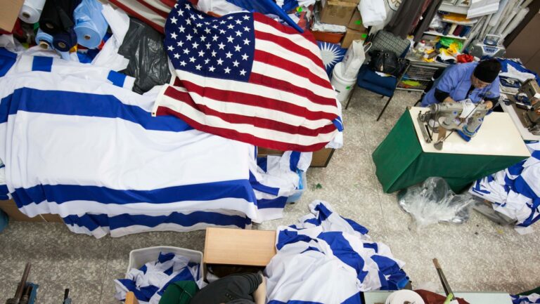 Berman’s Flag and Embroidery employees made a big American flag for the March 2013 visit of US President Barack Obama. Photo by Yonatan Sindel/Flash90