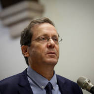 Isaac Herzog