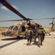 IDF medics train to evacuate wounded troops.