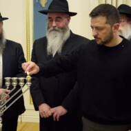 zelensky lighting menorah