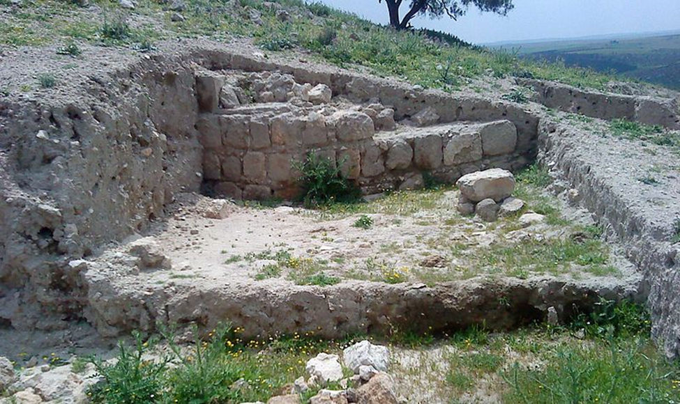 Remains of the base of one of the four towers of the Crusader Castle.  Photo Credit: Bukvoed - Creative Commons Attribution 3.0 Unported